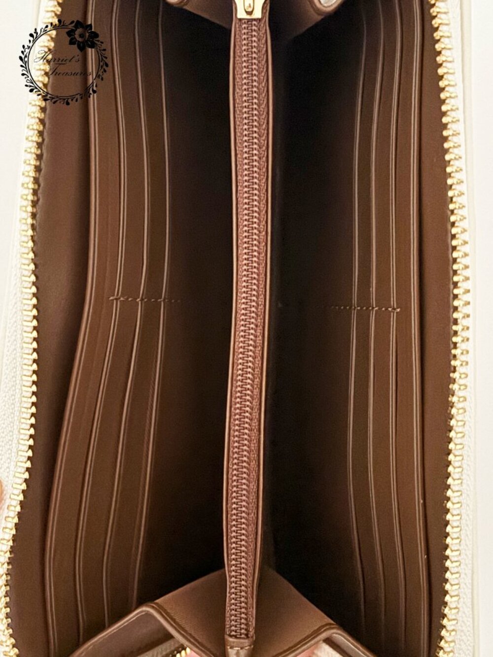 Coach Wallet - Picture 3 of 3